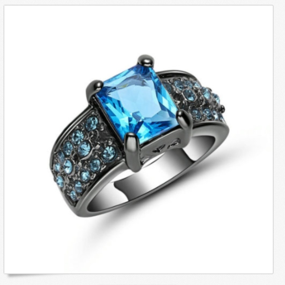 New Blue Aquamarine18K Black Gold Filled